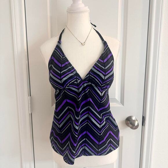 Mossimo Women’s Size Medium Vintage Haltered Plunging Chest Area - Picture 1 of 4